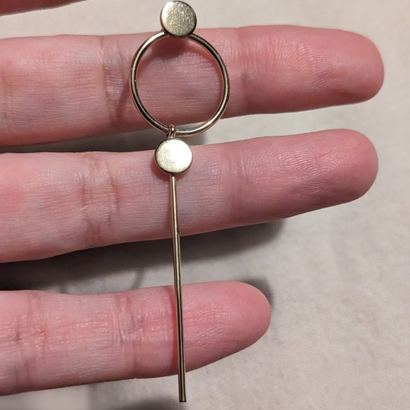 Minimalist and Modern Gold Earrings - Picture 2 of 2